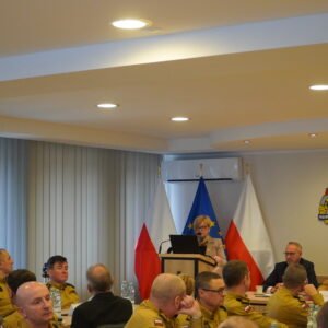 Uczestnicy narady strażackiej