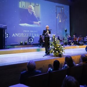 Uczestnicy uroczystości z okazji 670 - lecia lokacji Rzeszowa