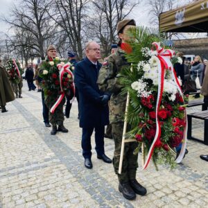 Uczestnicy obchodów rocznicy powstania Armii Krajowej