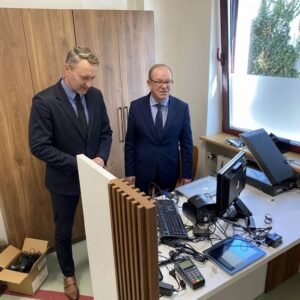 Wicewojewoda podkarpacki Wiesław Buż podczas wizyty w Mielcu