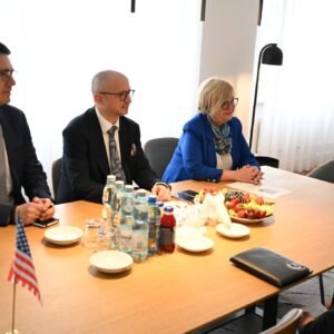 Wojewoda podkarpacki Teresa Kubas-Hul i konsul generalna Stanów Zjednoczonych