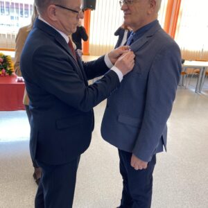 Wicewojewoda podczas uroczystości wręczenia odznaczeń państwowych