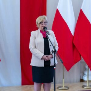 Woejwoda podkarpacki Teresa Kubas-Hul przemawia podczas uroczystosci