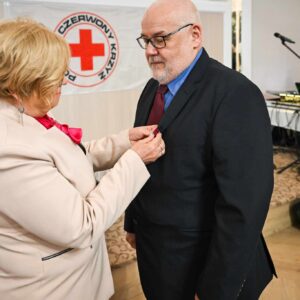 Wojewoda podkarpacki Teresa Kubas-Hul wręcza odznaczenia państwowe