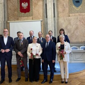 Wicewojewoda wręczył odznaczenia państwowe