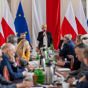 Uczestnicy spotkania wojewody z samorzadami