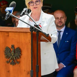 Uczestnicy uroczystości z okazji Święta Konstytucji 3 maja