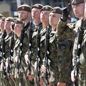 Uczestnicy przysięgi wojsk obrony terytorialnej