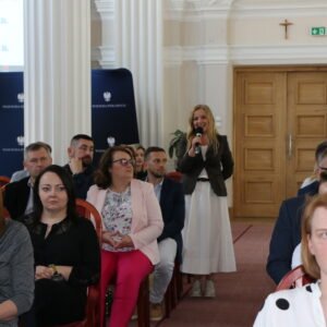 Uczestnicy spotkania z kadra kierowniczą środowiskowych domów samopomocy