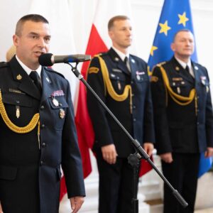 Uczestnicy uroczystości strażackich