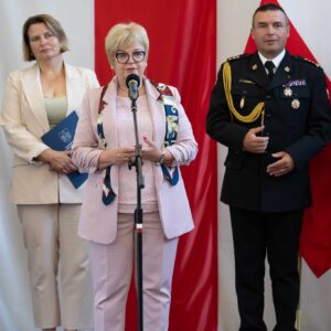 Uczestnicy uroczystości strażackich