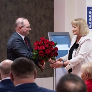 Uczestnicy otwarcia SORu w szpitalu MSWiA