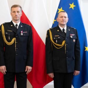 Uczestnicy uroczystości strażackich