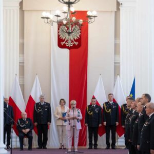 Uczestnicy uroczystości strażackich