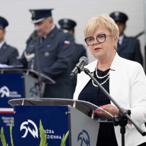 Uczestnicy uroczystości z okazji wojewódzkiego święta służby więzienne