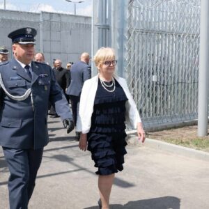 Uczestnicy uroczystości z okazji wojewódzkiego święta służby więzienne