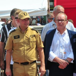 Uczestnicy zawodów strażackich