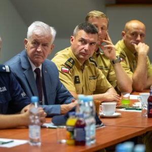 Uczestnicy wyjazdowego posiedzenia komisji sejmowej