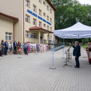 Uczestnicy otwarcia Jarosławskiego Centrum Zdrowia Psychicznego