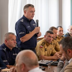Uczestnicy wyjazdowego posiedzenia komisji sejmowej
