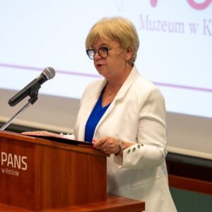 Uczestnicy jubileuszu 70-lecia Muzeum w Krośnie