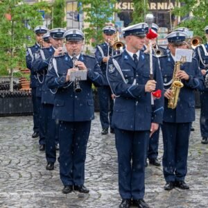 Uczestnicy obchodów Święta Policji