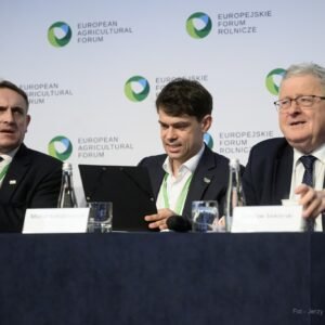 Czesław Siekierski Minister Rolnictwa i Rozwoju Wsi oraz Michał Kołodziejczak Sekretarz stanu w Ministerstwie Rolnictwa i Rozwoju Wsi podczas jednego z paneli Forum.