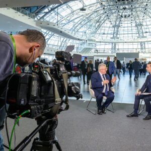 Czesław Siekierski Minister Rolnictwa i Rozwoju Wsi podczas wywiadu dla TVP Rzeszów.
