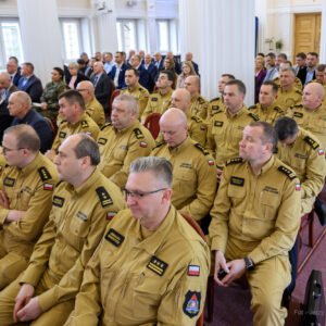 Uczestnicy spotkania dotyczącego obrony cywilnej