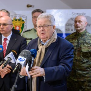 Czesław Siekierski, Minister Rolnictwa i Rozwoju Wsi na granicy w Barwinku.