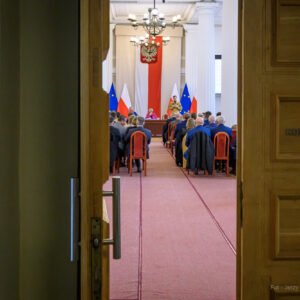 Uczestnicy spotkania dotyczącego obrony cywilnej