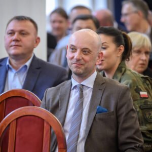 Uczestnicy spotkania dotyczącego obrony cywilnej